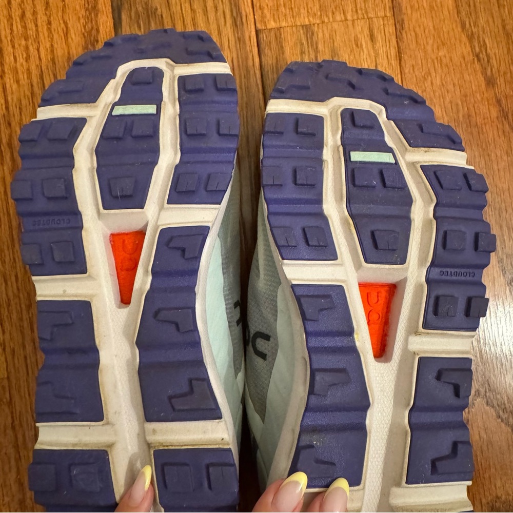 On Running Women's Cloudvista Sneakers - Picture 11 of 13